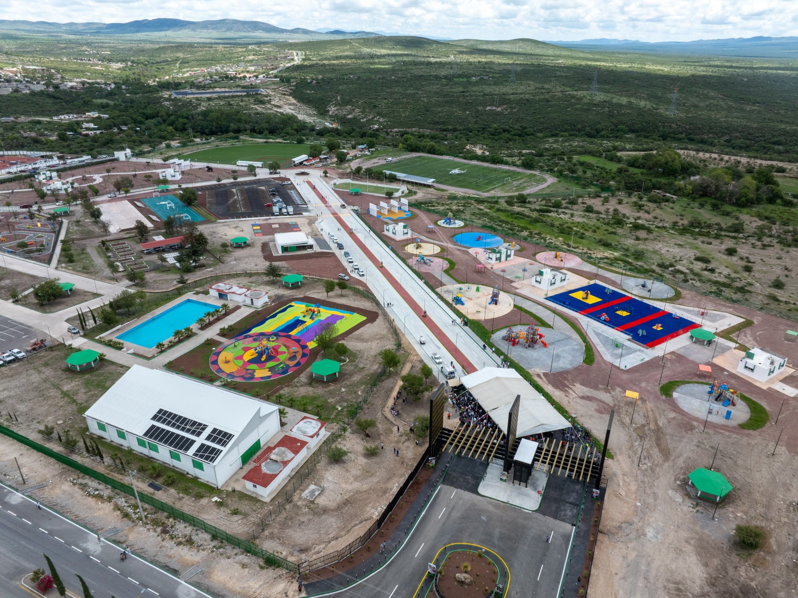 Inauguran parque recreativo «El Meteorito» en Charcas