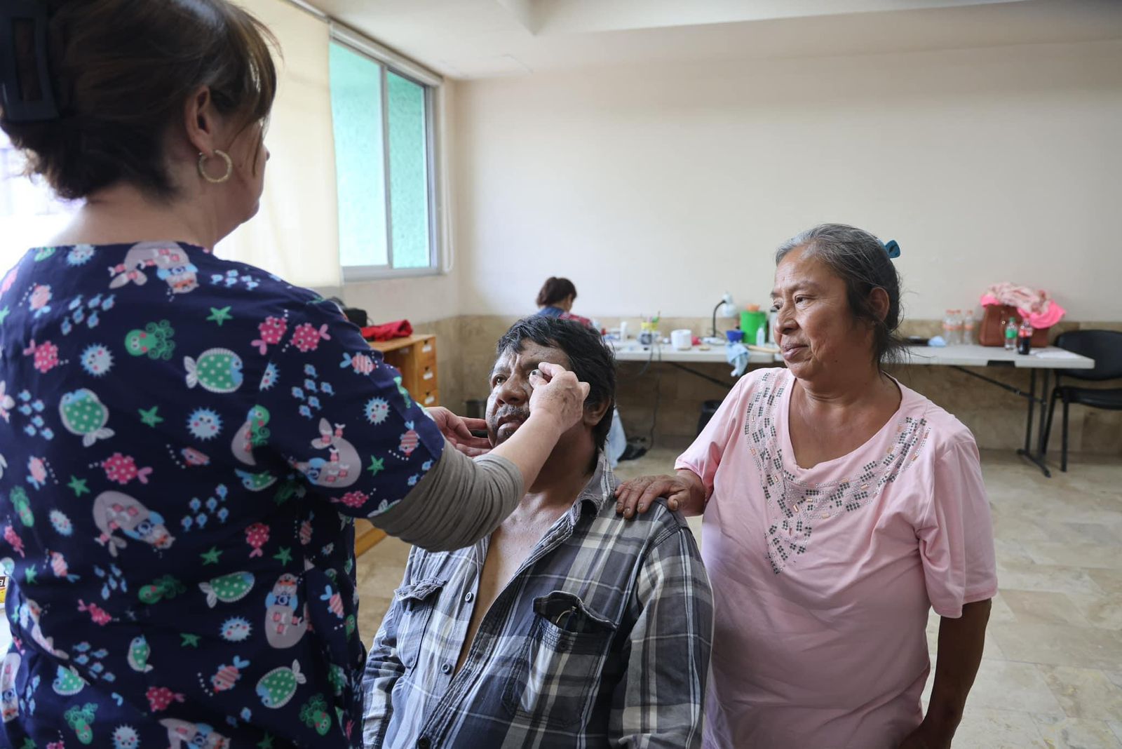 Entregan 32 prótesis oculares en SLP
