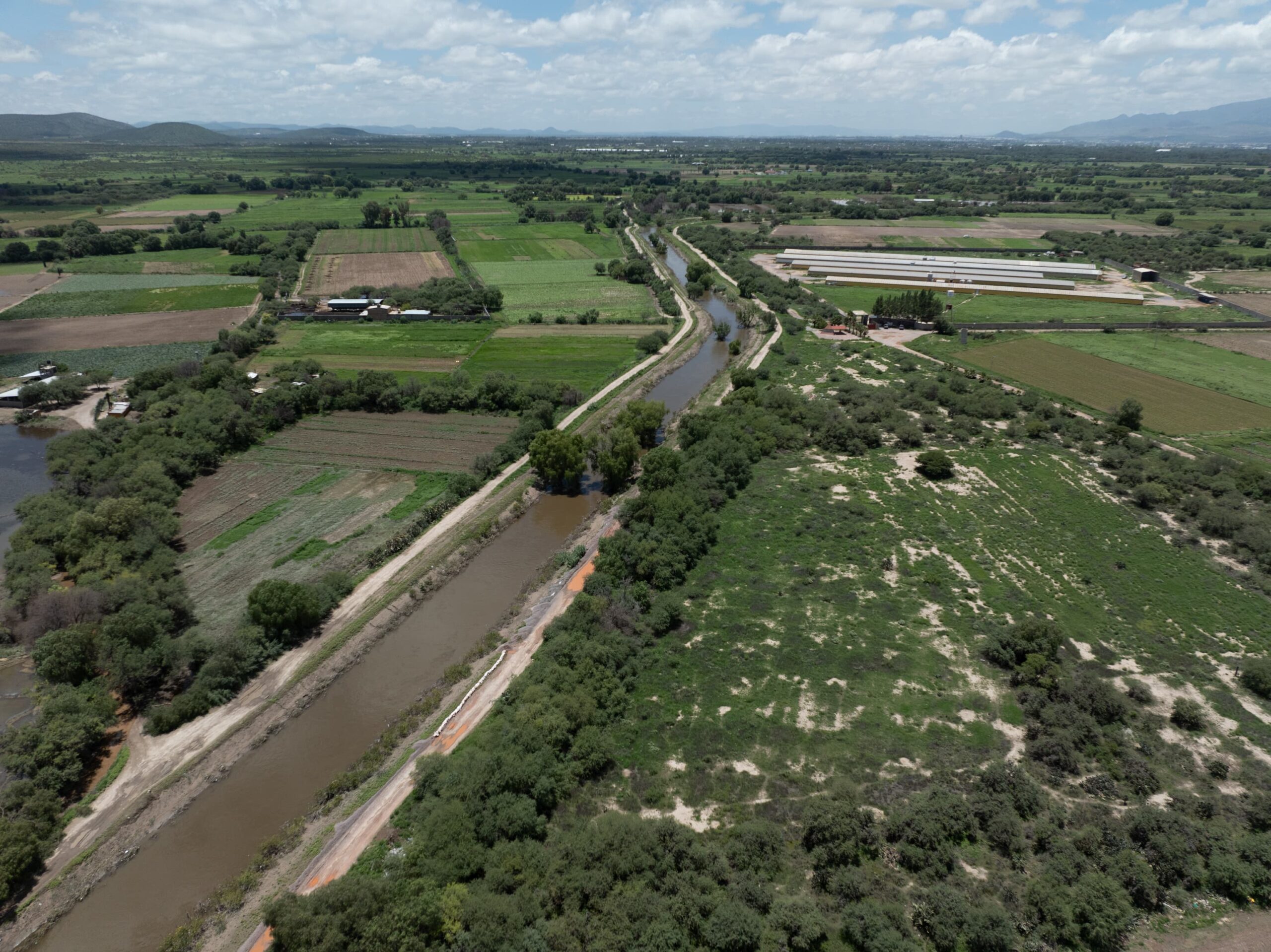 Supervisan autoridades ampliación del Río Santiago