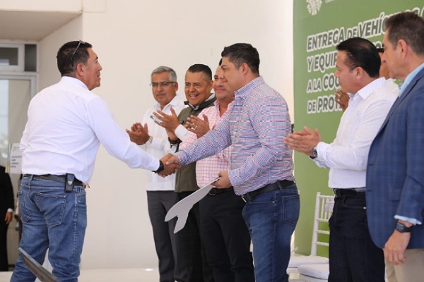 Con nuevo equipo fortalecen labores de Protección Civil en SLP