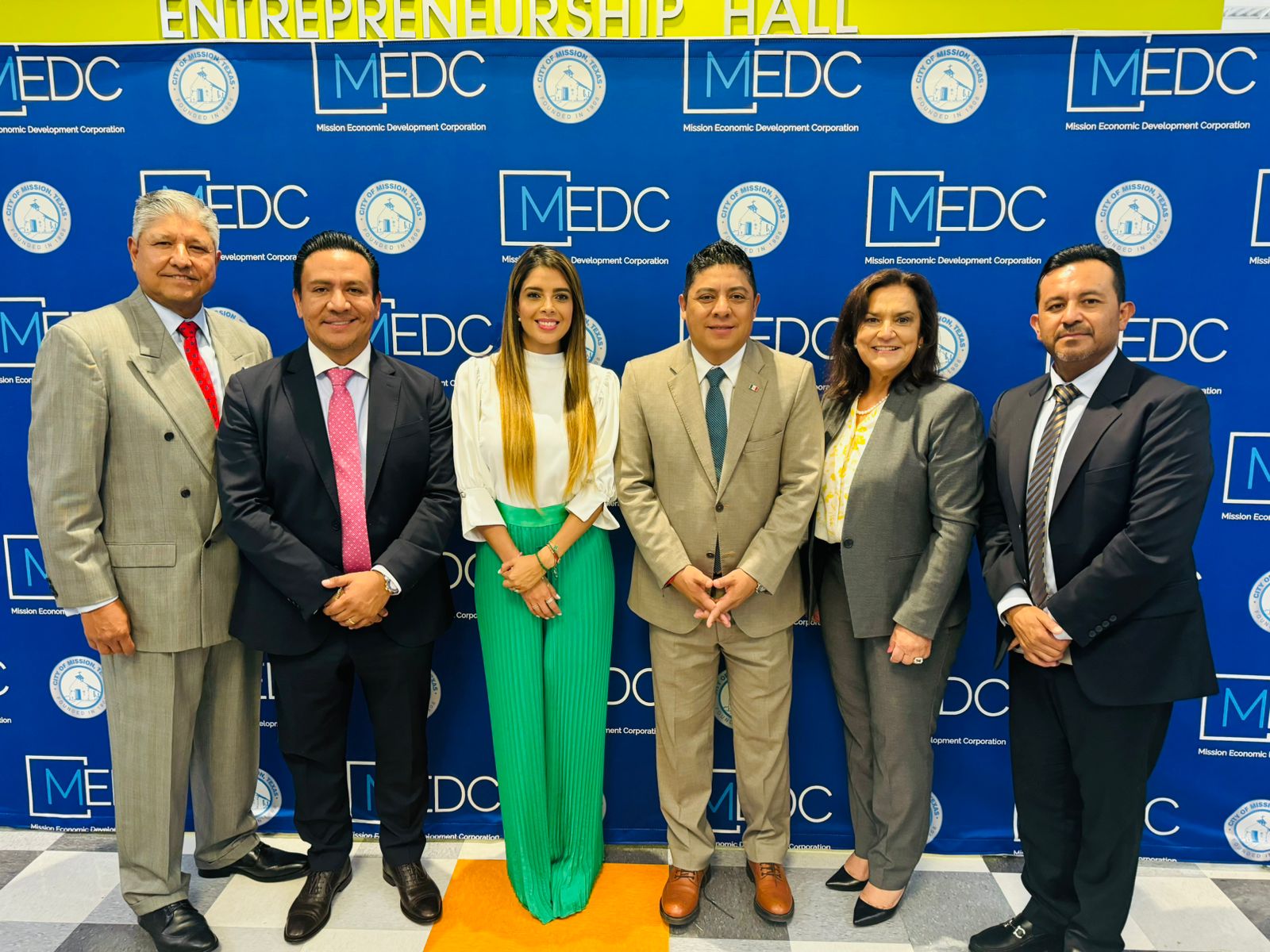Gobernador de SLP sostiene reunión con empresarios y autoridades de EEUU