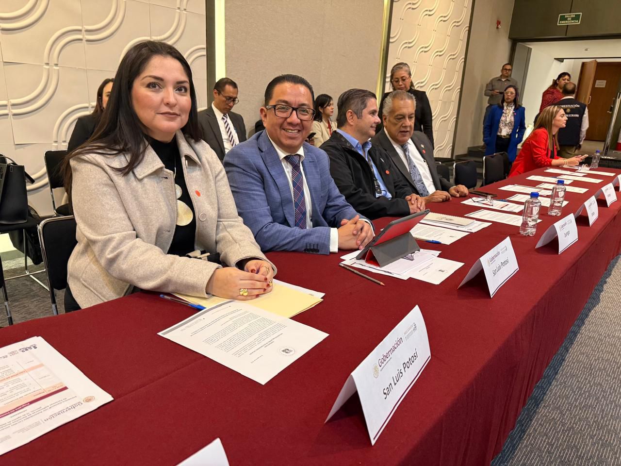 SLP reafirma protección a defensores de derechos humanos y periodistas