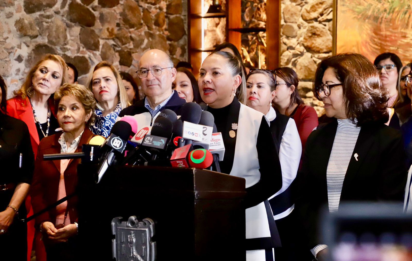 Angeles Rodríguez abre nueva era en el Ayuntamiento de SLP como secretaria general