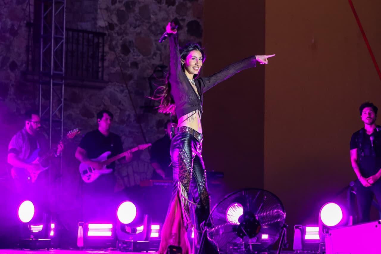 Daniela Spalla envuelve San Luis en Primavera con su pop íntimo y elegante