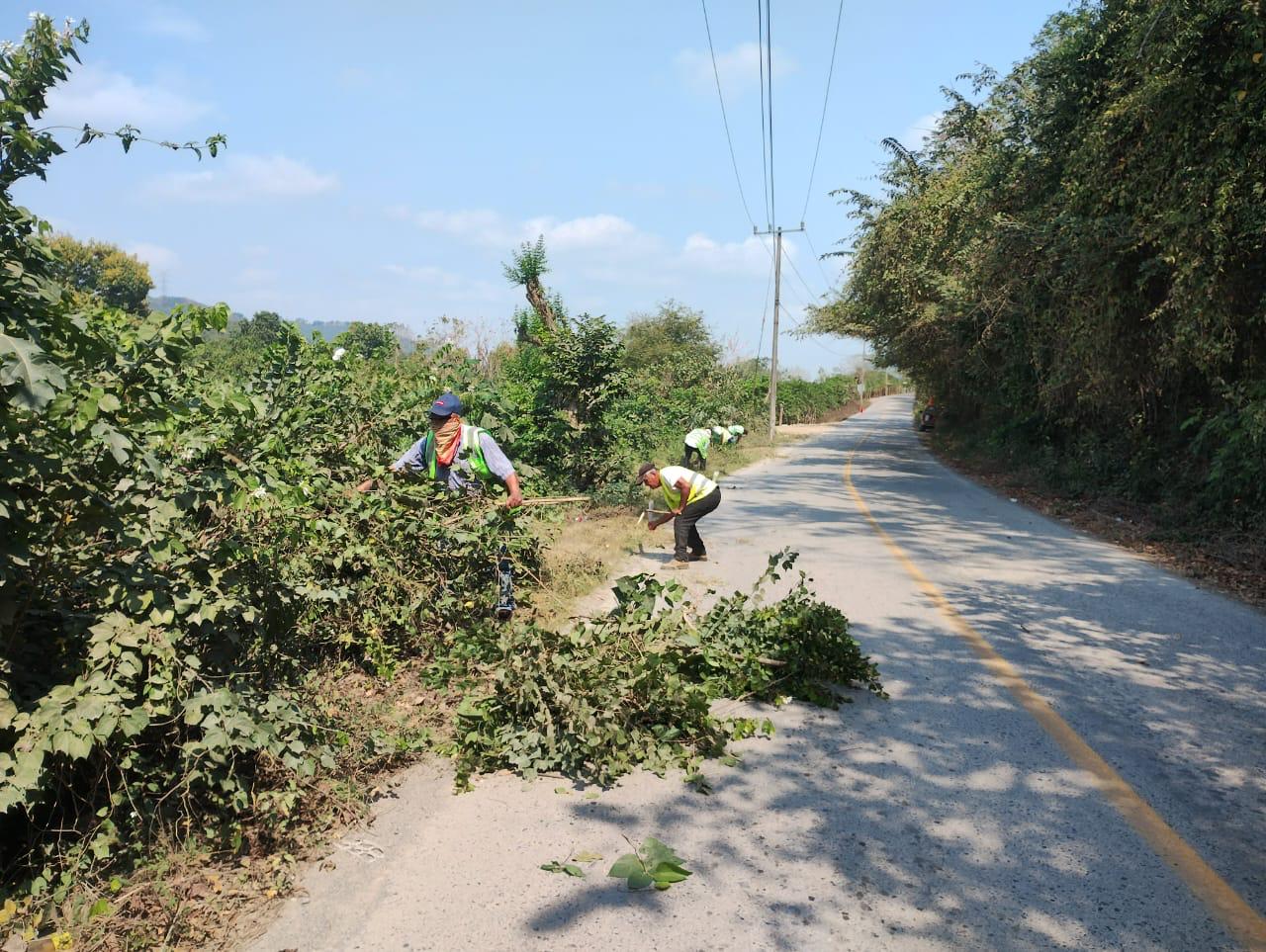 Estado mejoró 289 km de caminos durante el mes de marzo