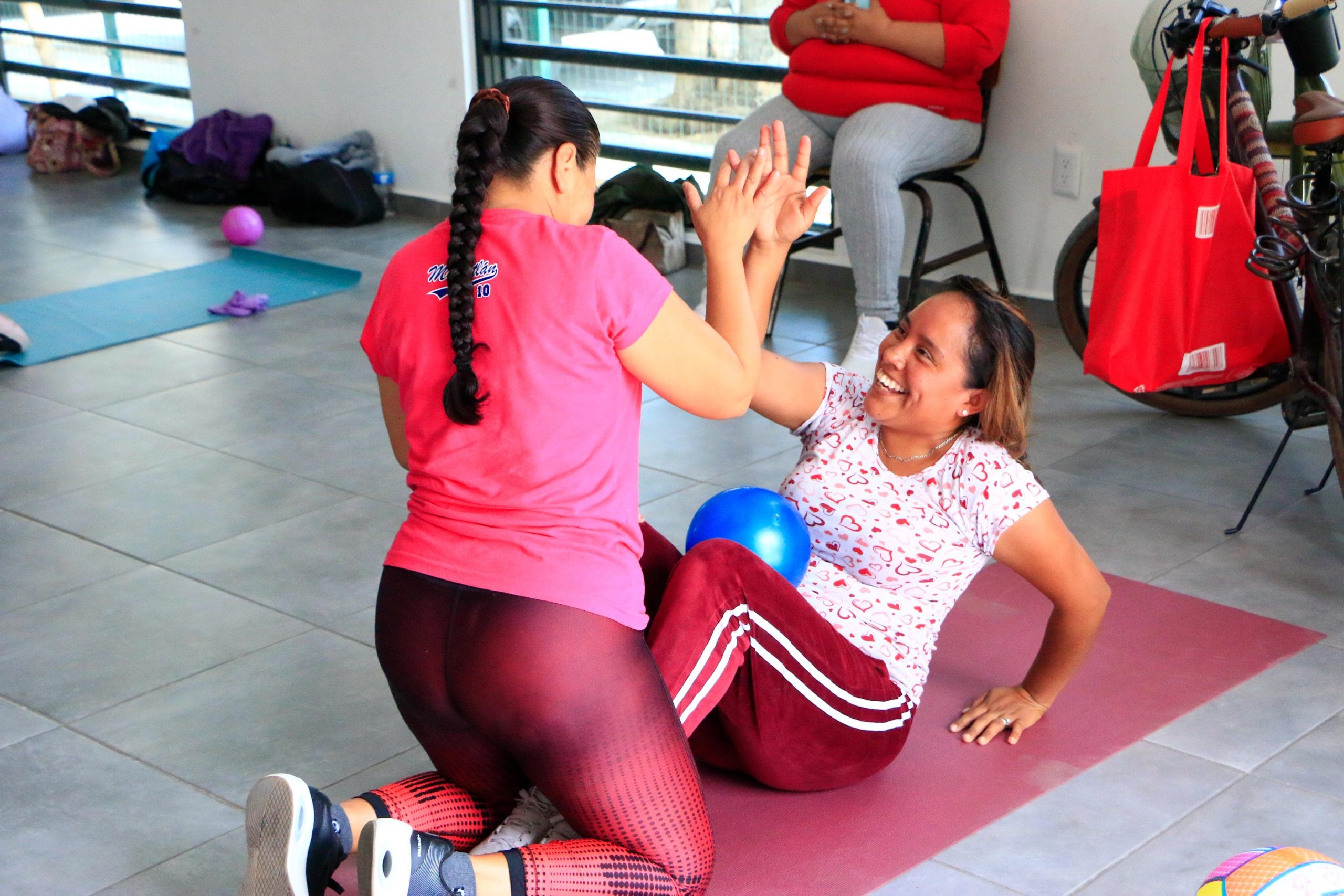 Impulsan salud de las mujeres en Villa de Pozos
