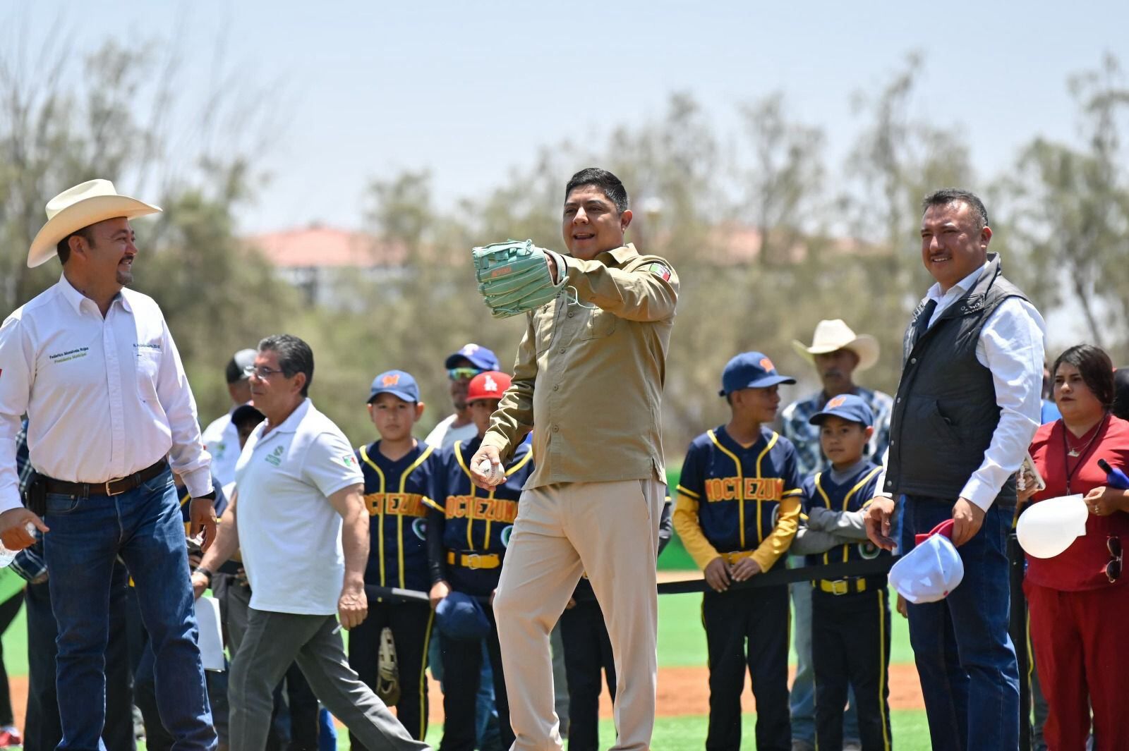 Anuncian más infraestructura deportiva para el altiplano potosino