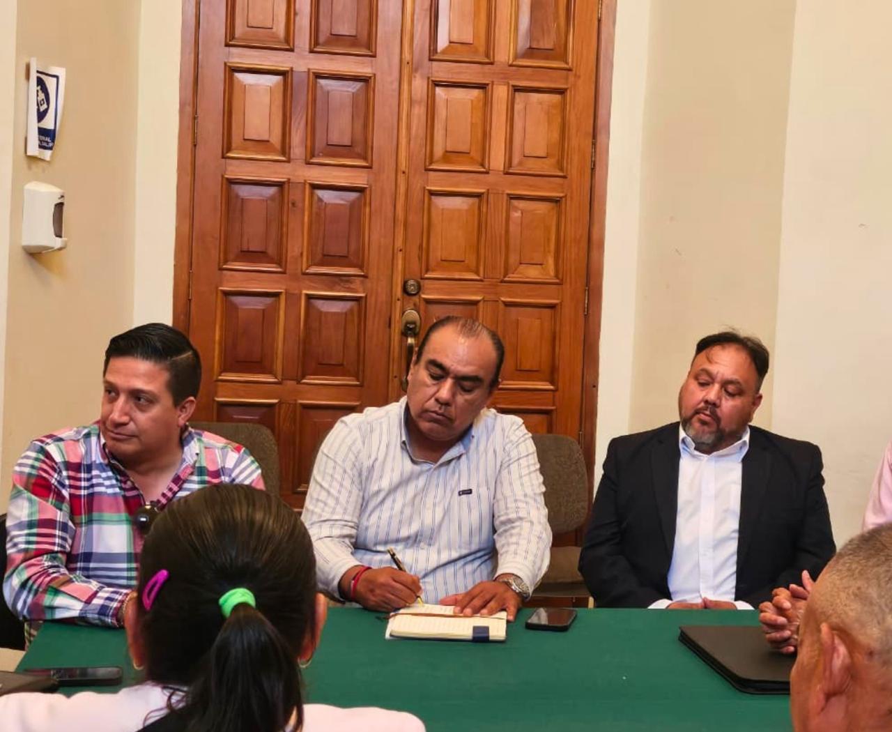 Mantiene Estado diálogo con policias pensionados para garantizar sus derechos